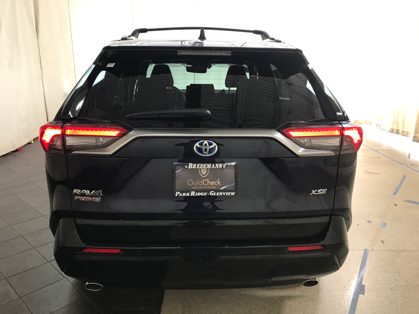 2024 Toyota RAV4 Prime XSE 27