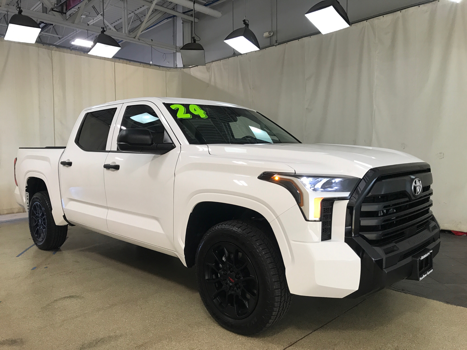 2024 Toyota Tundra SR 1