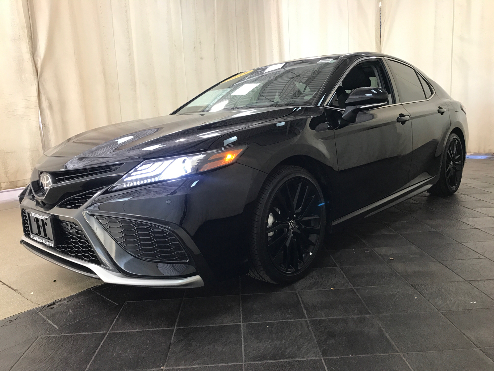 2023 Toyota Camry XSE 5