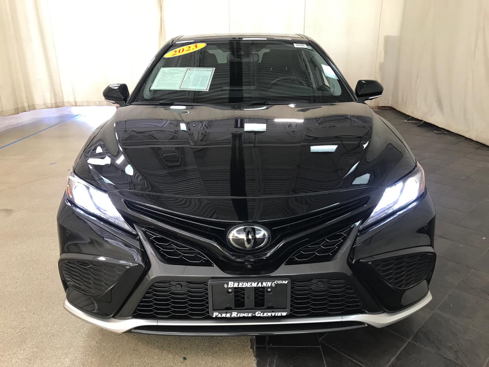 2023 Toyota Camry XSE 27