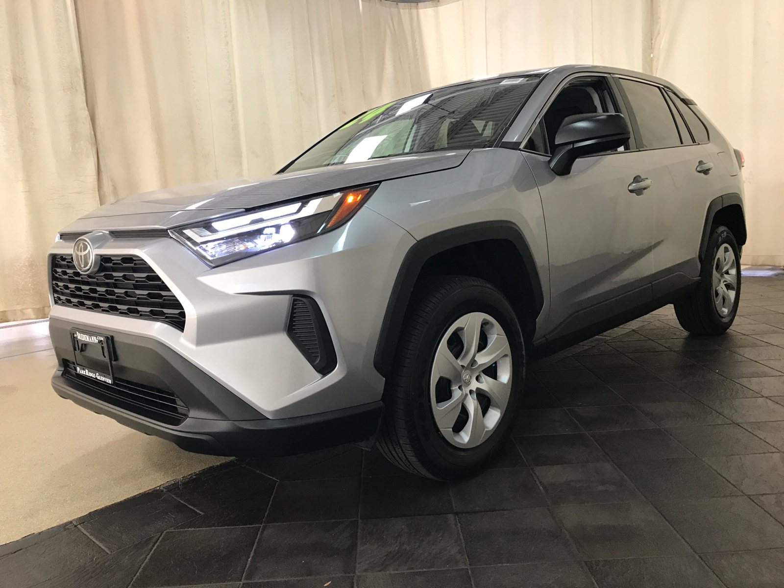 2024 Toyota RAV4 LE 5