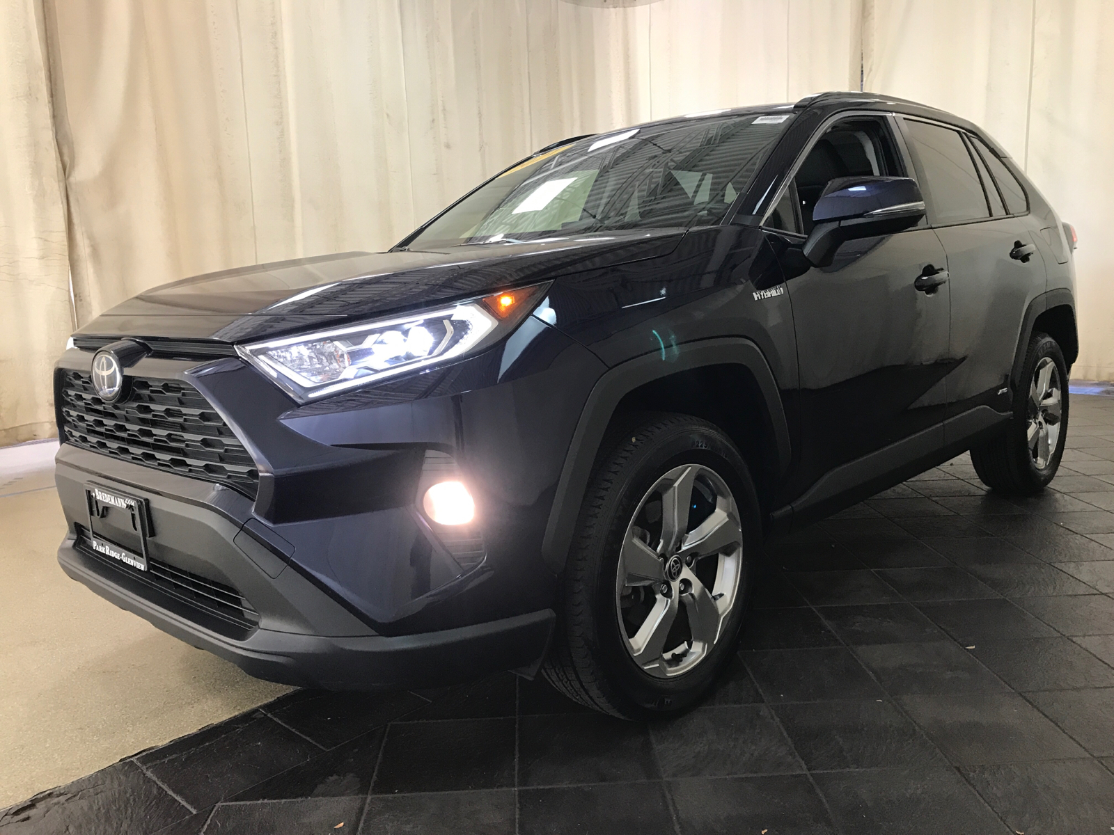 2021 Toyota RAV4 Hybrid LE 5