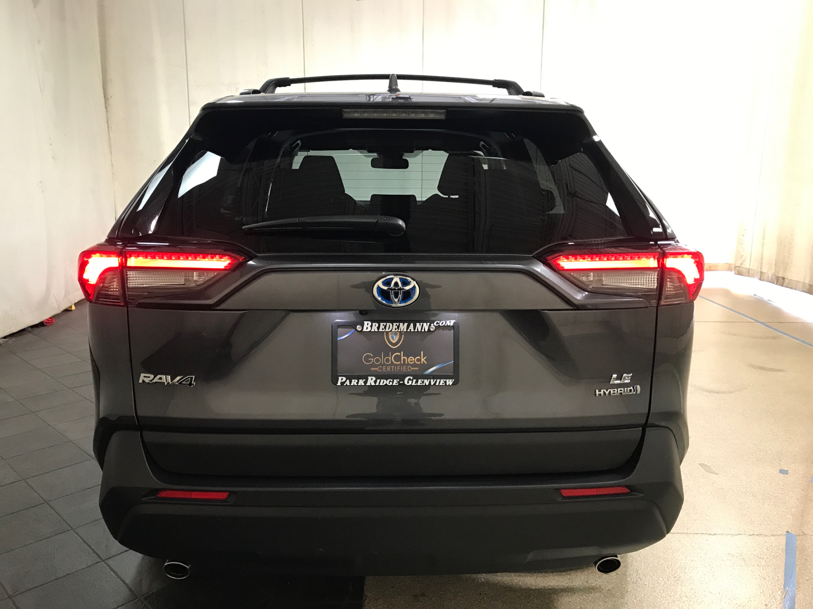 2023 Toyota RAV4 Hybrid LE 23