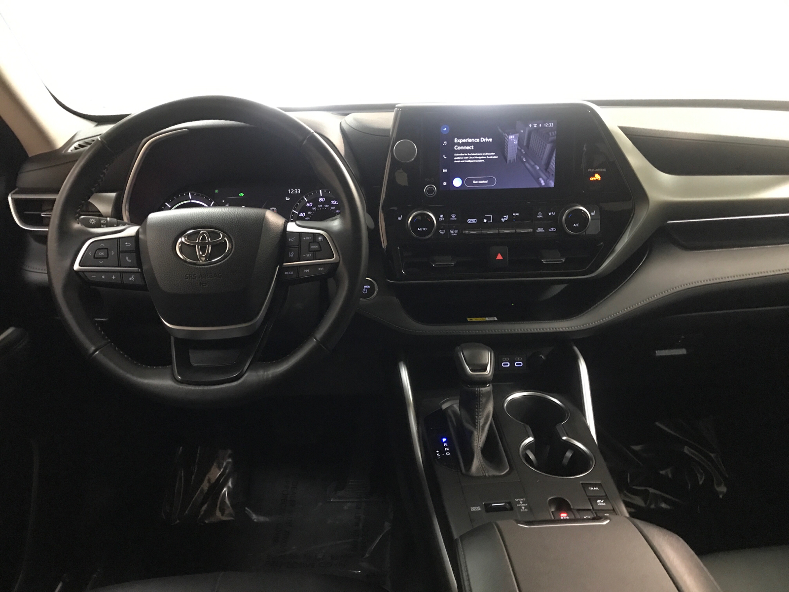 2023 Toyota Highlander Hybrid XLE 6