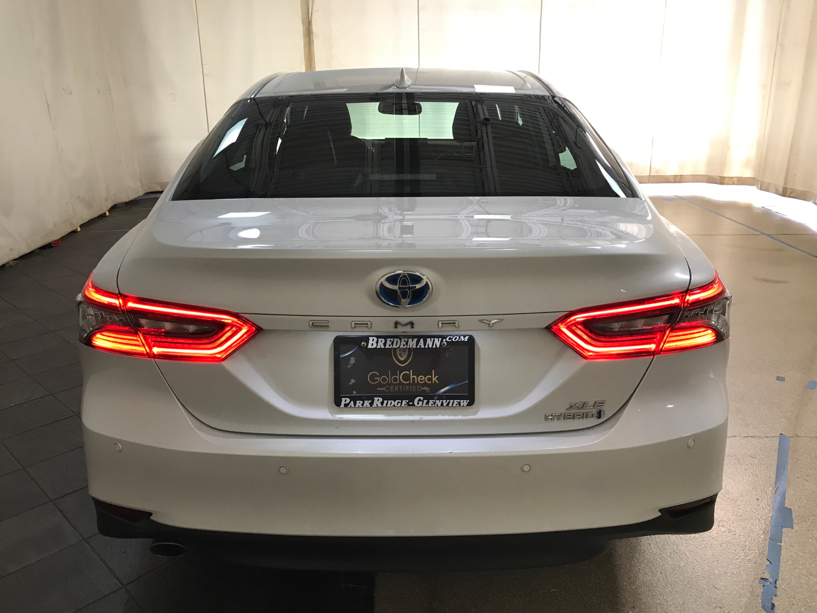 2024 Toyota Camry Hybrid XLE 25