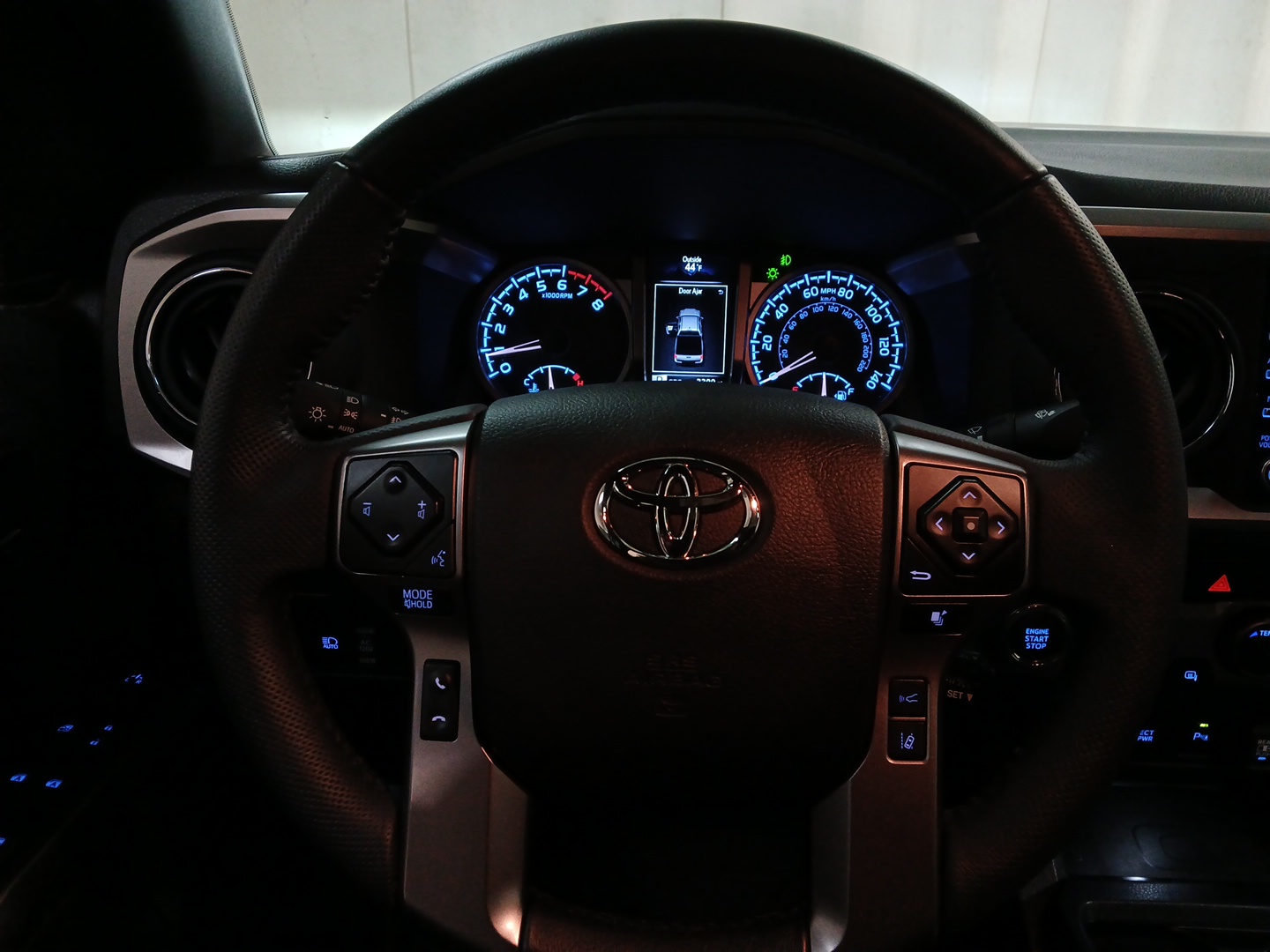 2023 Toyota Tacoma Limited 10