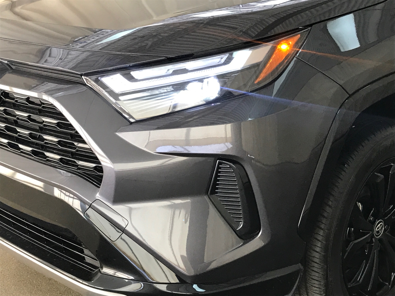 2024 Toyota RAV4 Hybrid SE 25