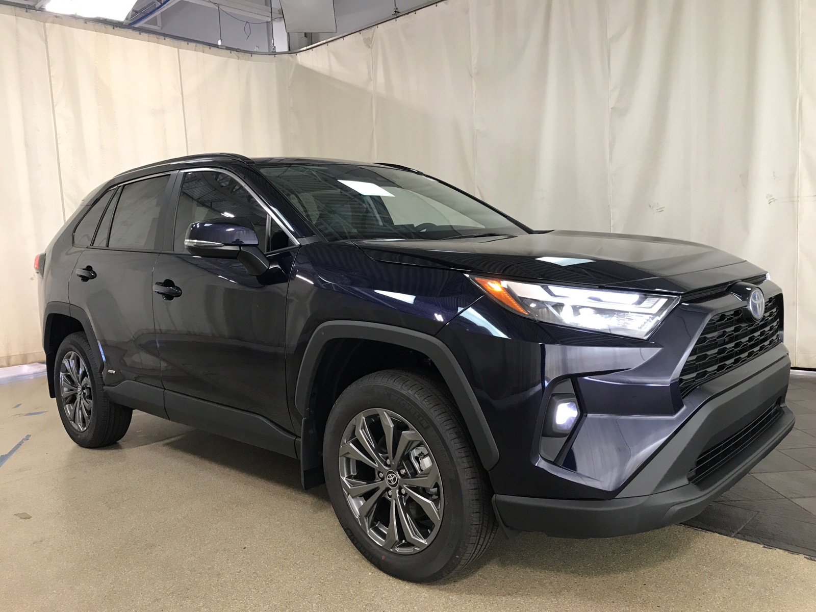 2024 Toyota RAV4 Hybrid XLE Premium 1