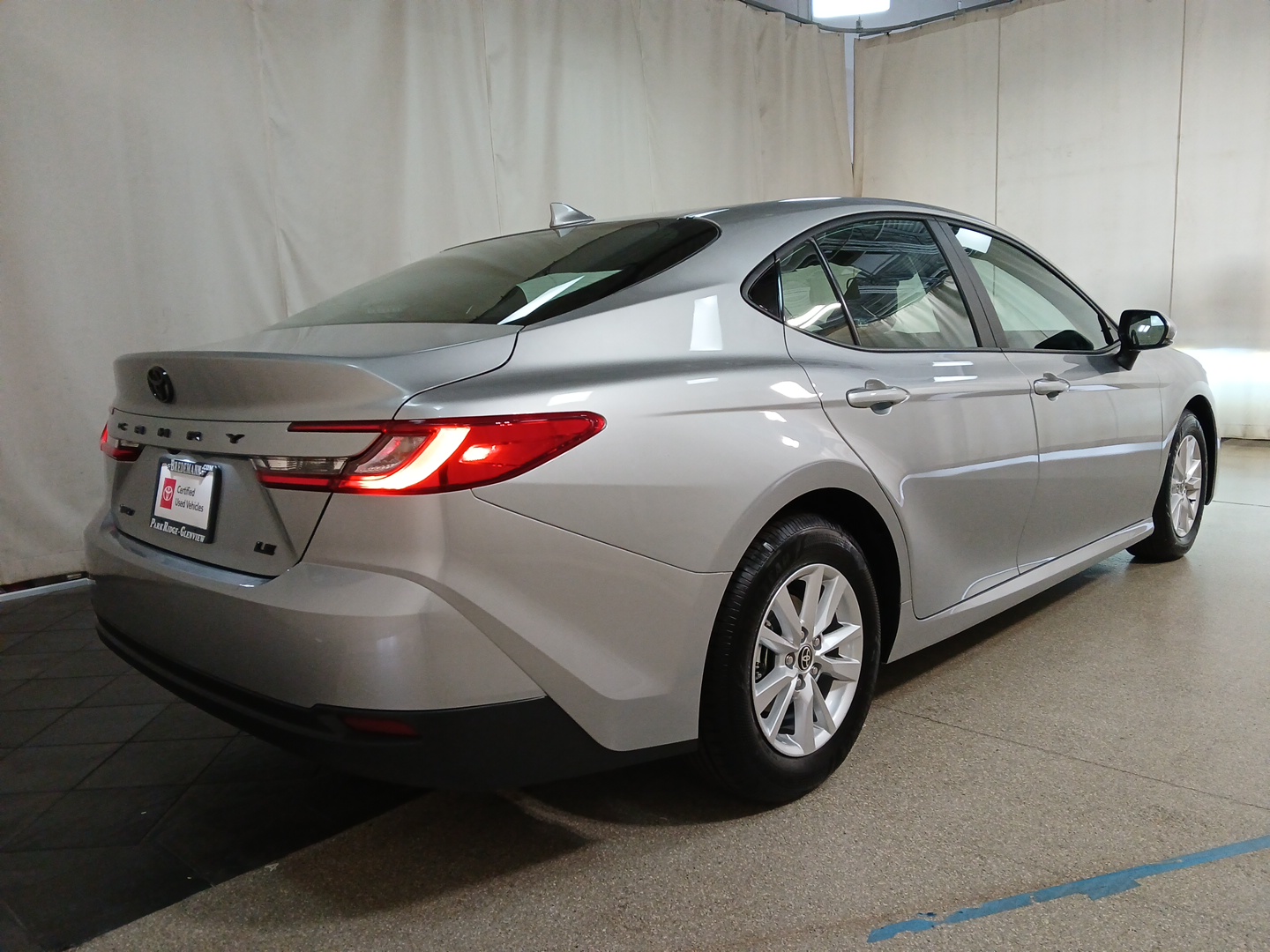 2025 Toyota Camry LE 3