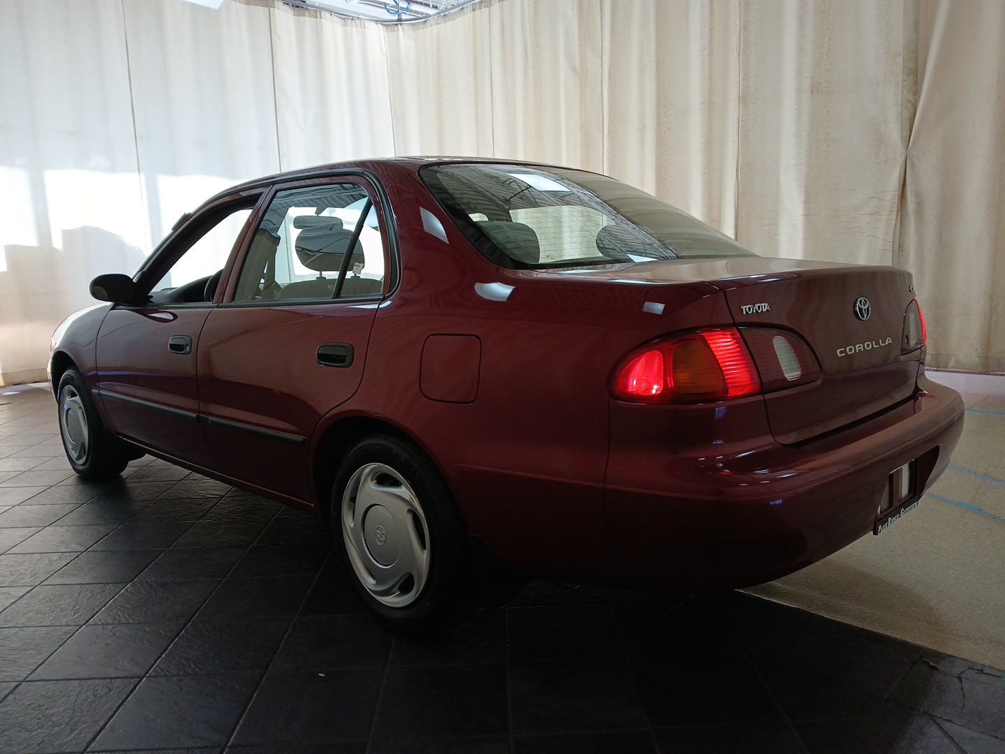 1999 Toyota Corolla CE 4