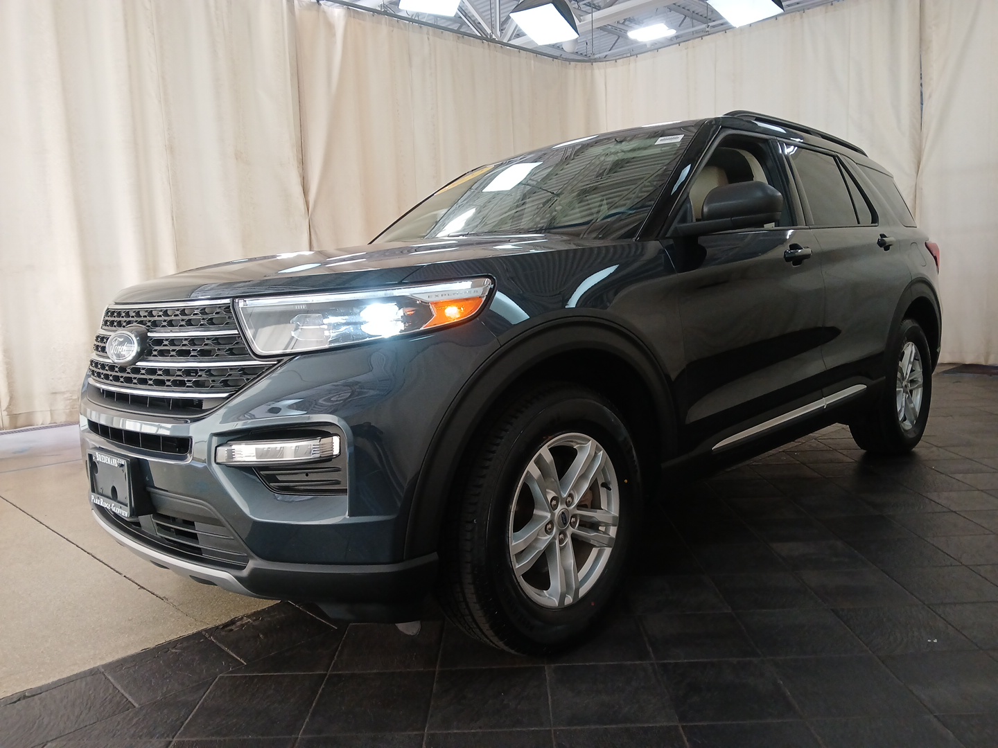 2022 Ford Explorer XLT 5