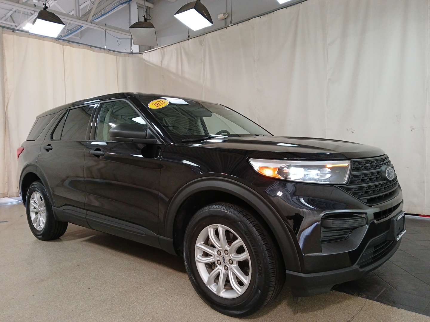 2021 Ford Explorer Base 1