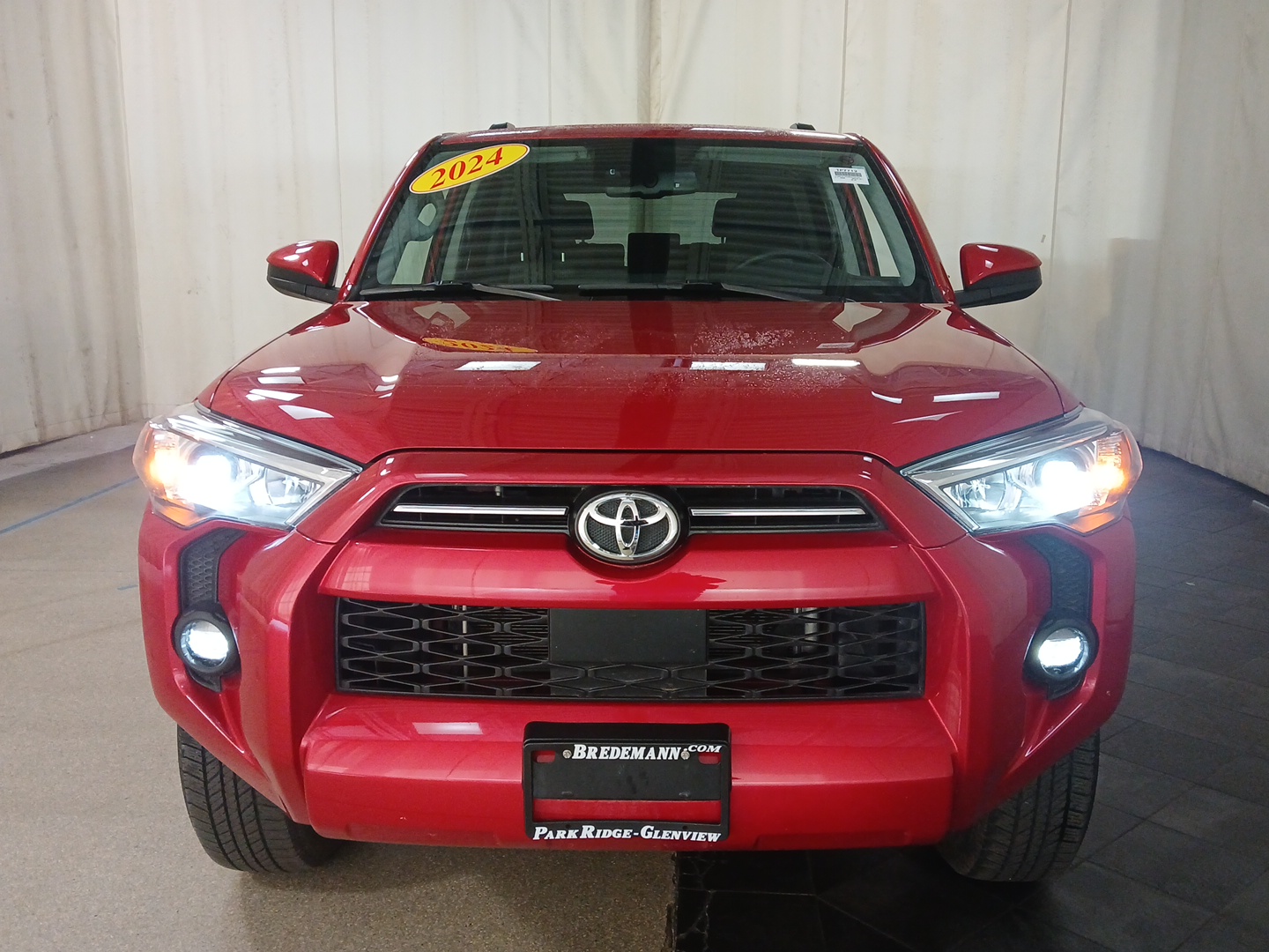 2024 Toyota 4Runner SR5 26