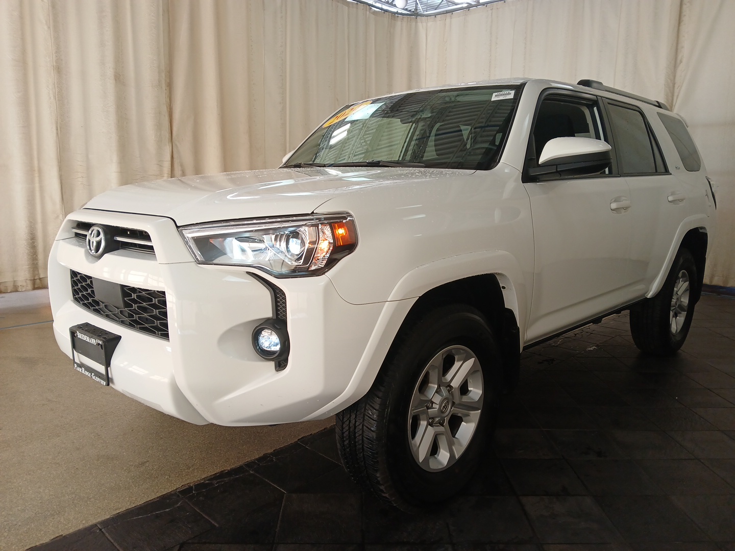 2024 Toyota 4Runner SR5 5