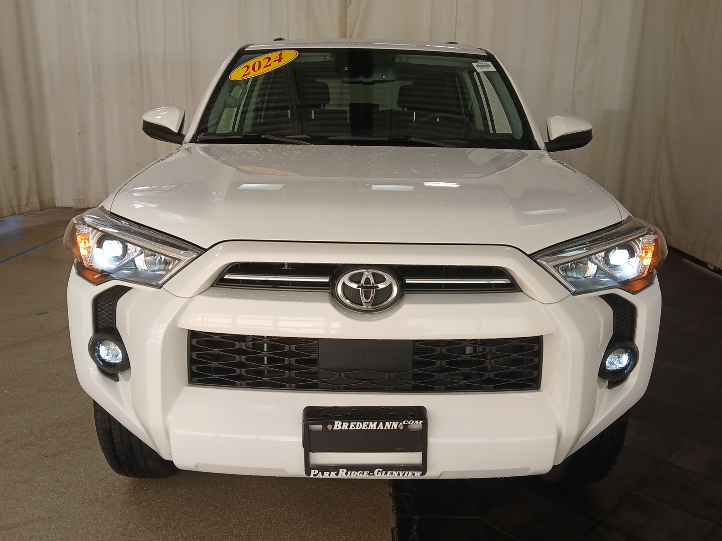 2024 Toyota 4Runner SR5 26