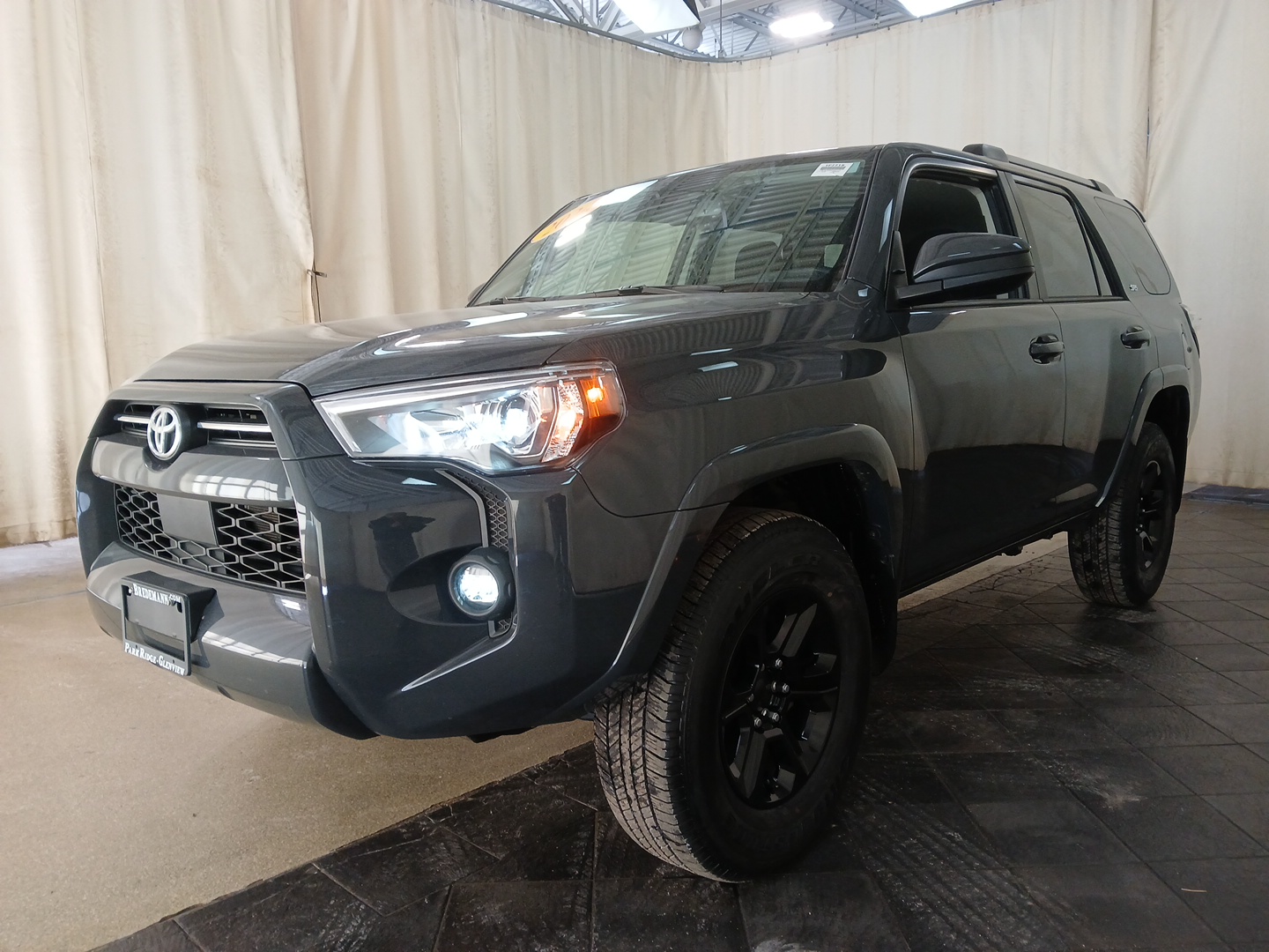 2024 Toyota 4Runner SR5 5