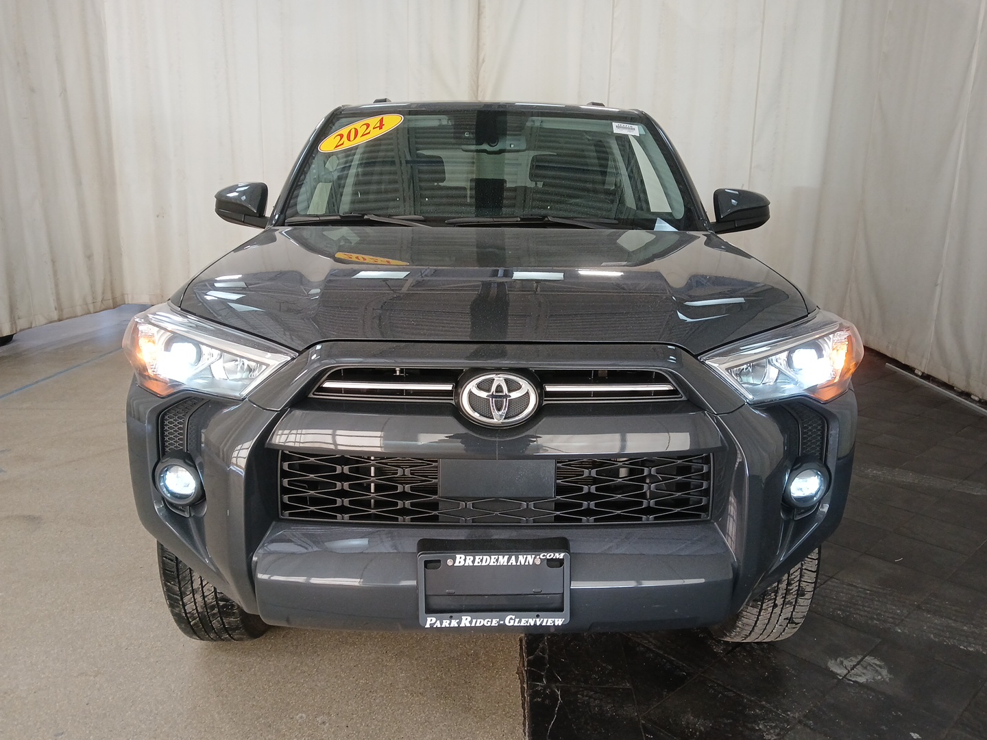 2024 Toyota 4Runner SR5 26