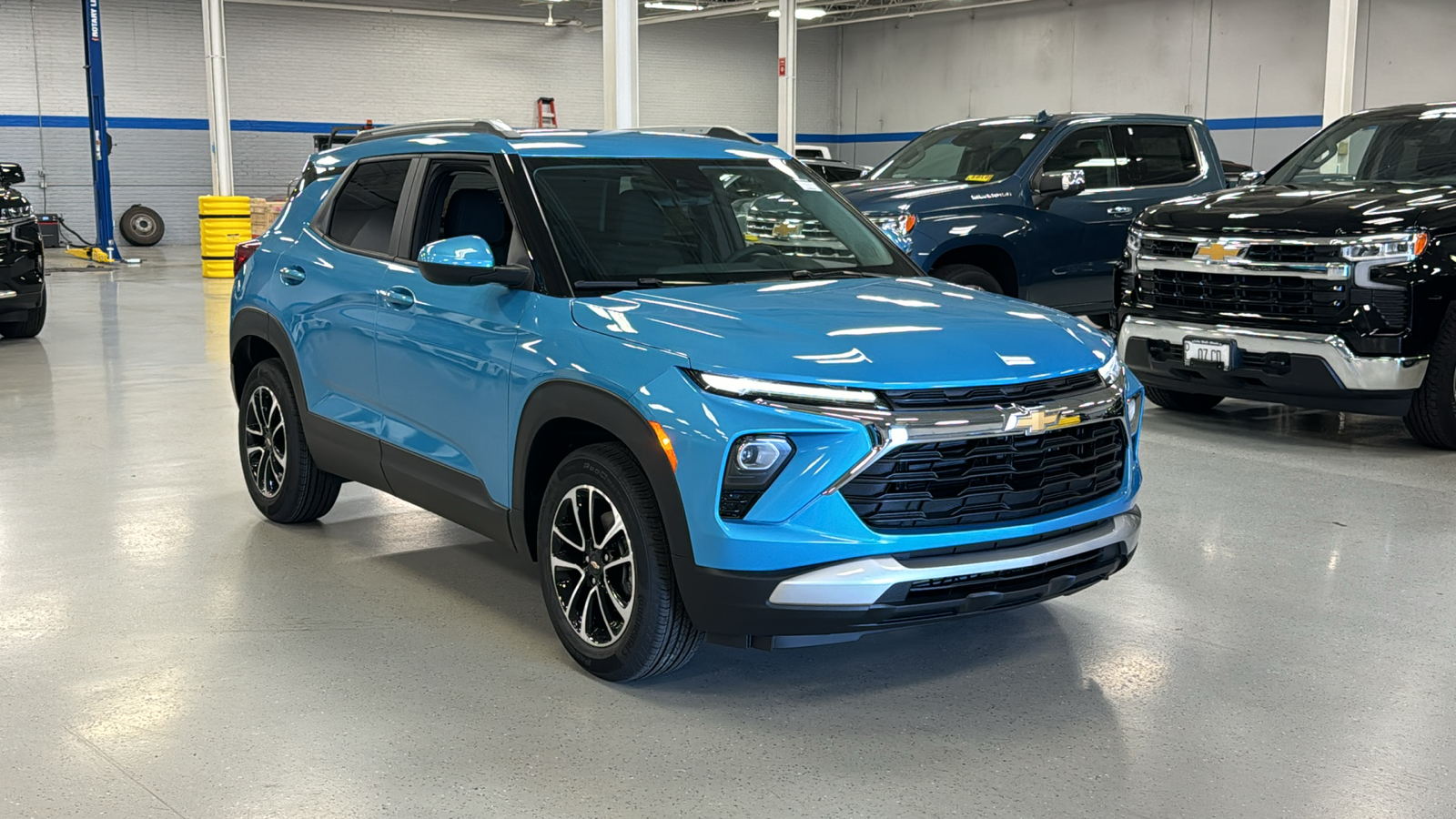 2025 Chevrolet TrailBlazer LT 2