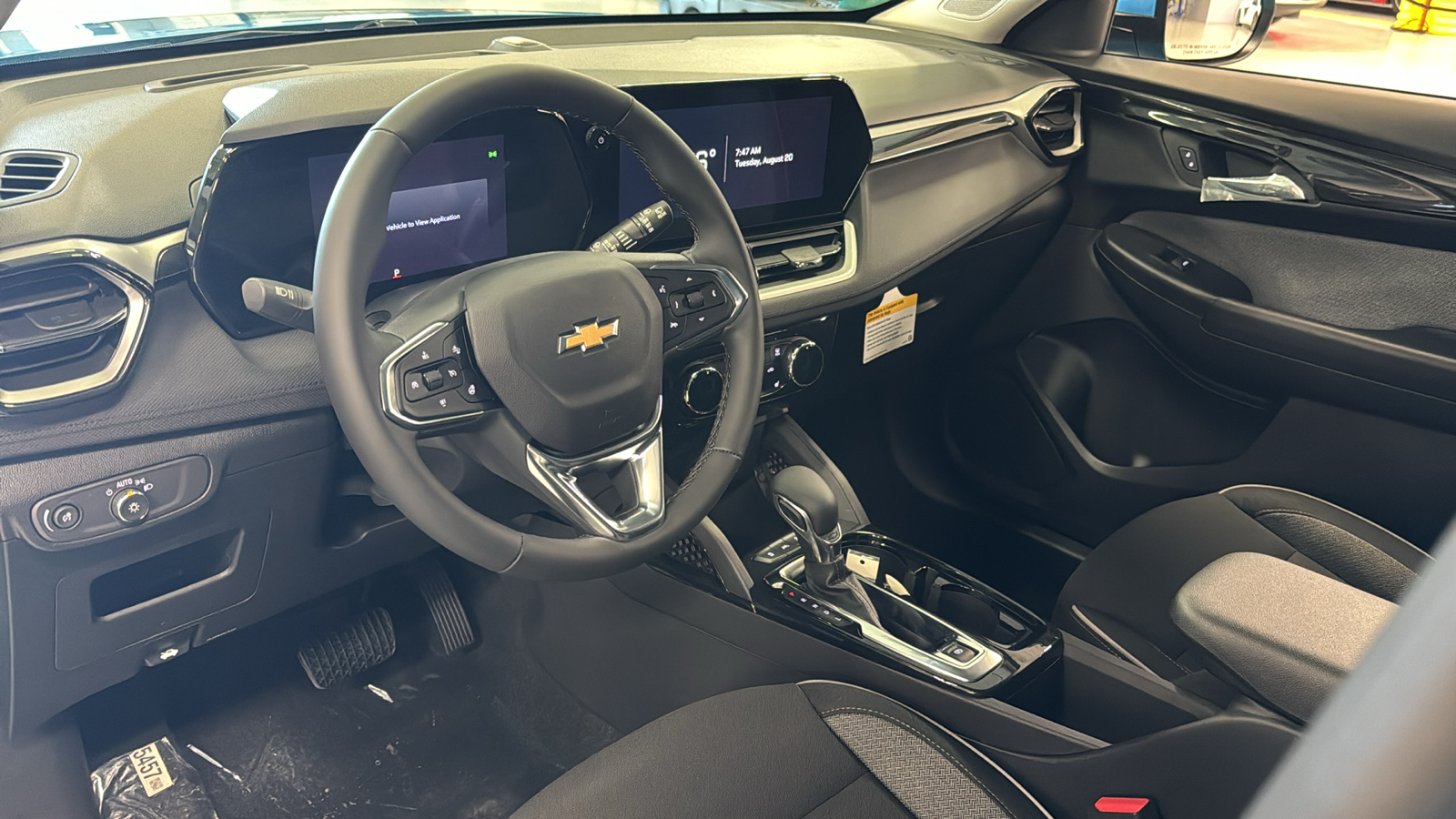 2025 Chevrolet TrailBlazer LT 8