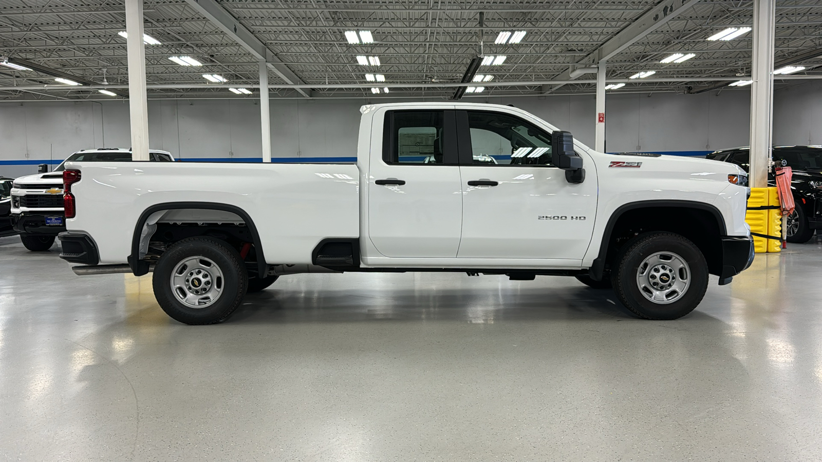 2025 Chevrolet Silverado 2500HD Work Truck 3