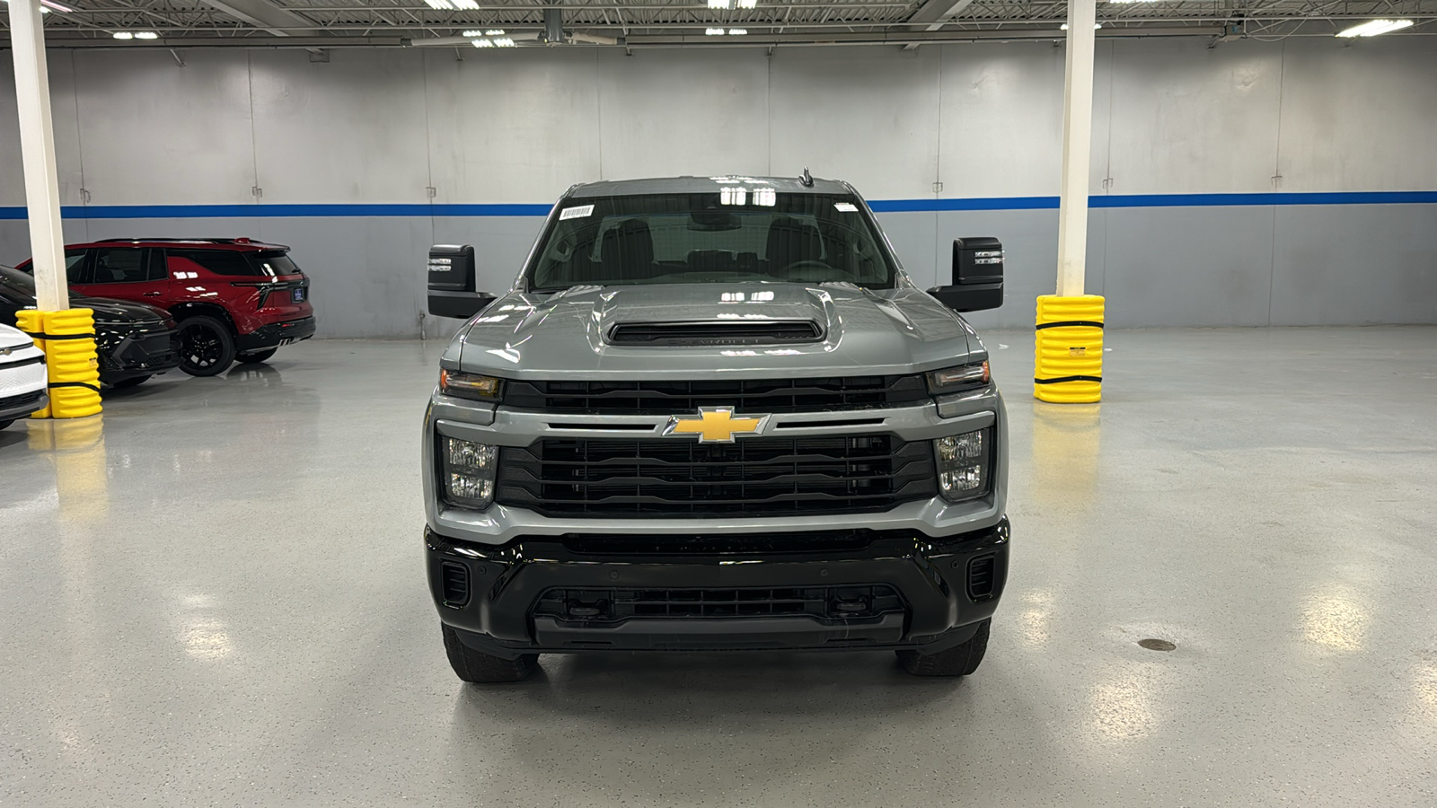 2025 Chevrolet Silverado 2500HD Custom 20