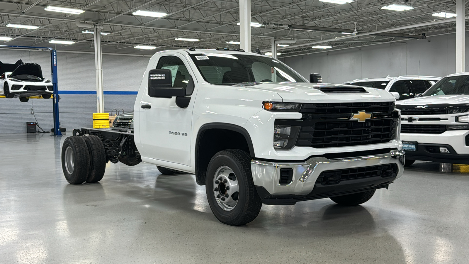 2025 Chevrolet Silverado 3500HD Work Truck 1