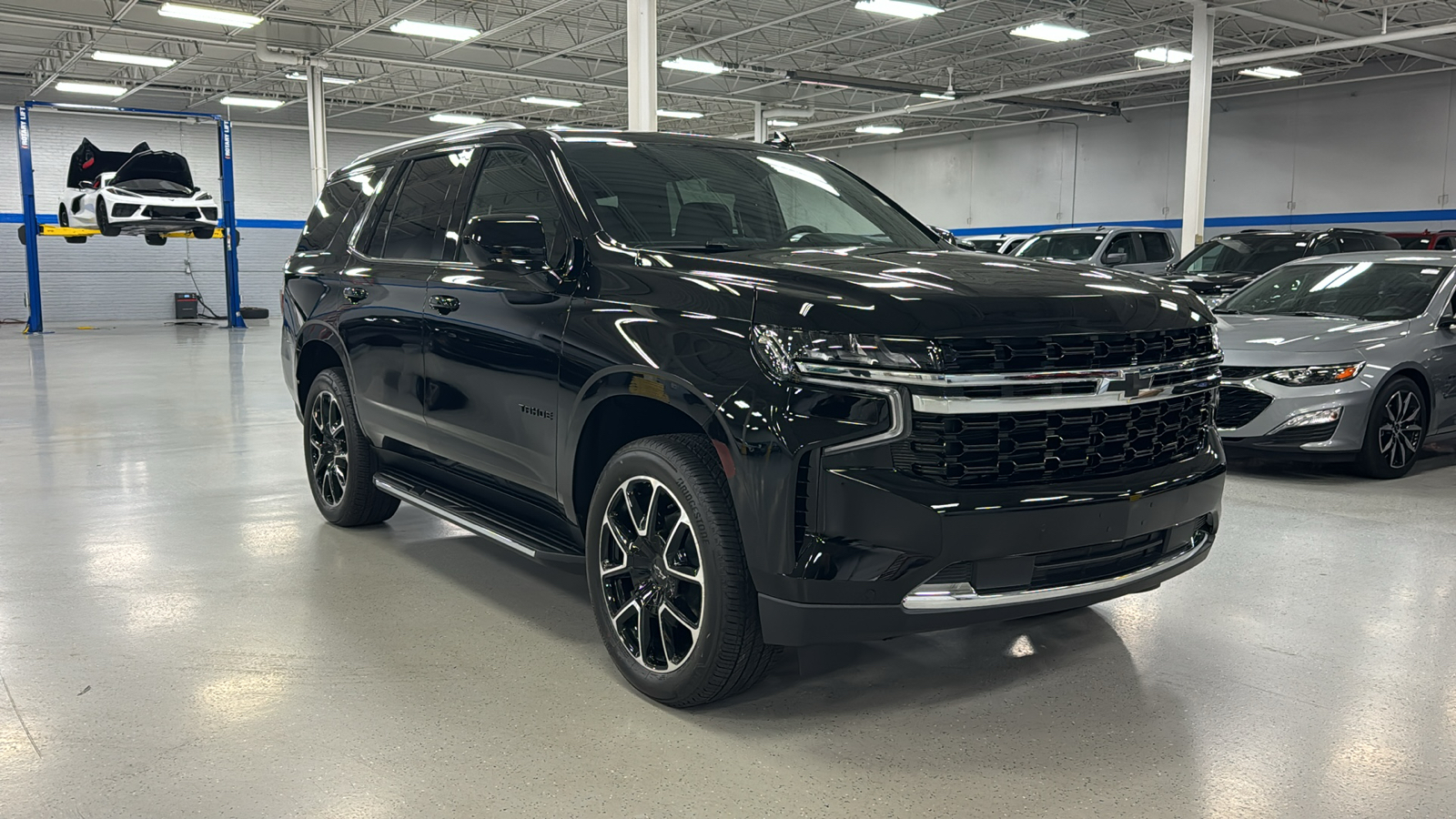 2024 Chevrolet Tahoe LS 3