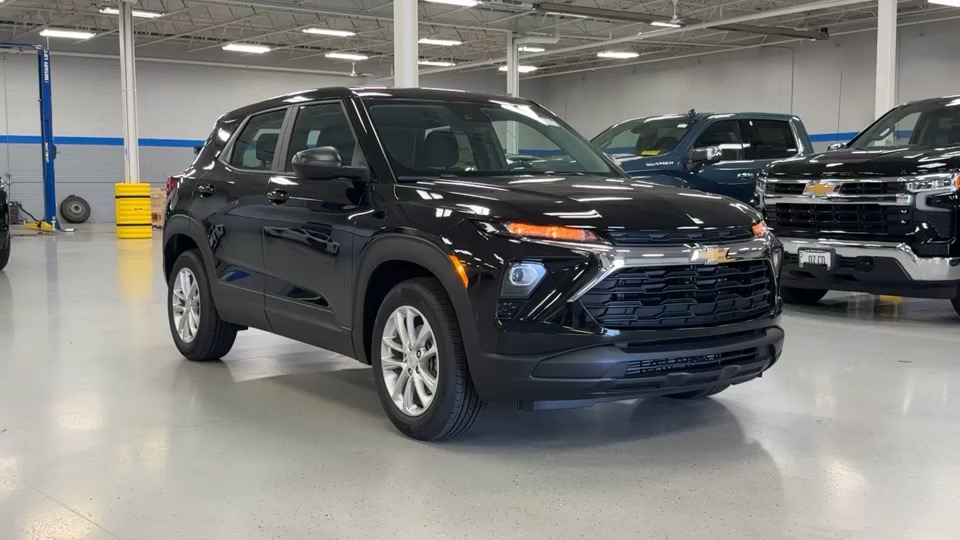 2025 Chevrolet TrailBlazer LS 1