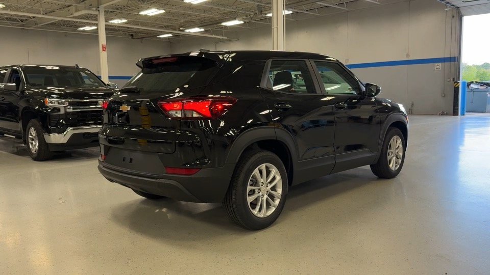 2025 Chevrolet TrailBlazer LS 4