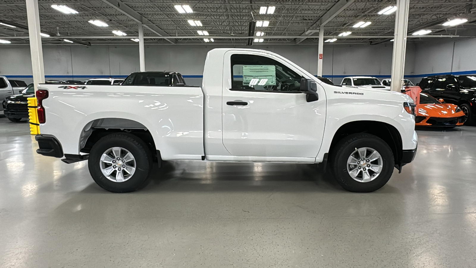 2025 Chevrolet Silverado 1500 WT 3