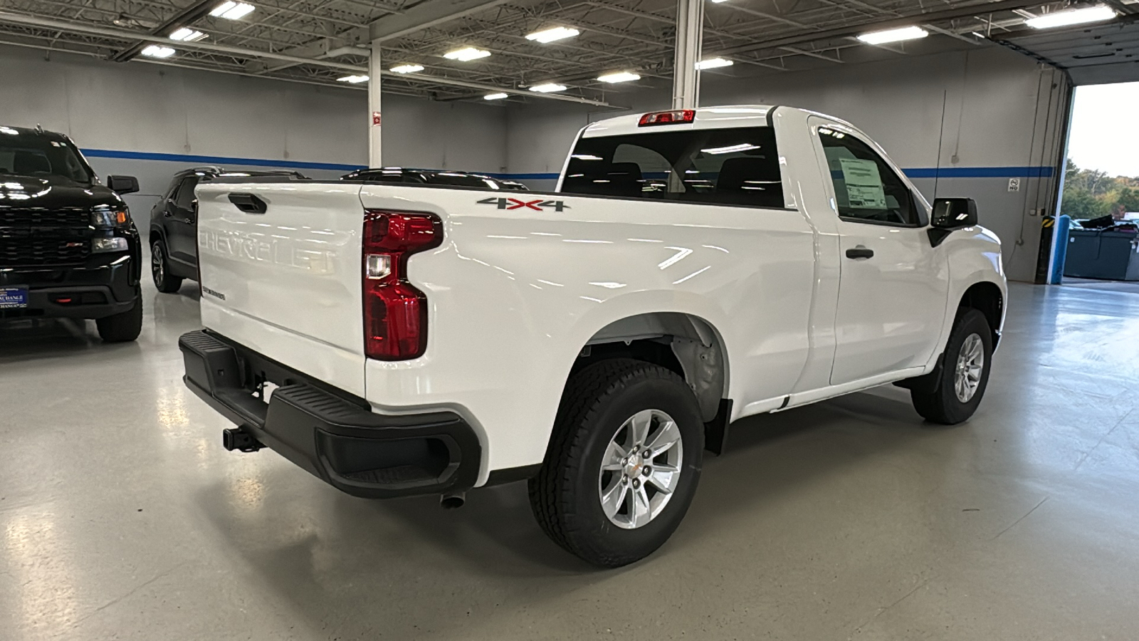 2025 Chevrolet Silverado 1500 WT 4