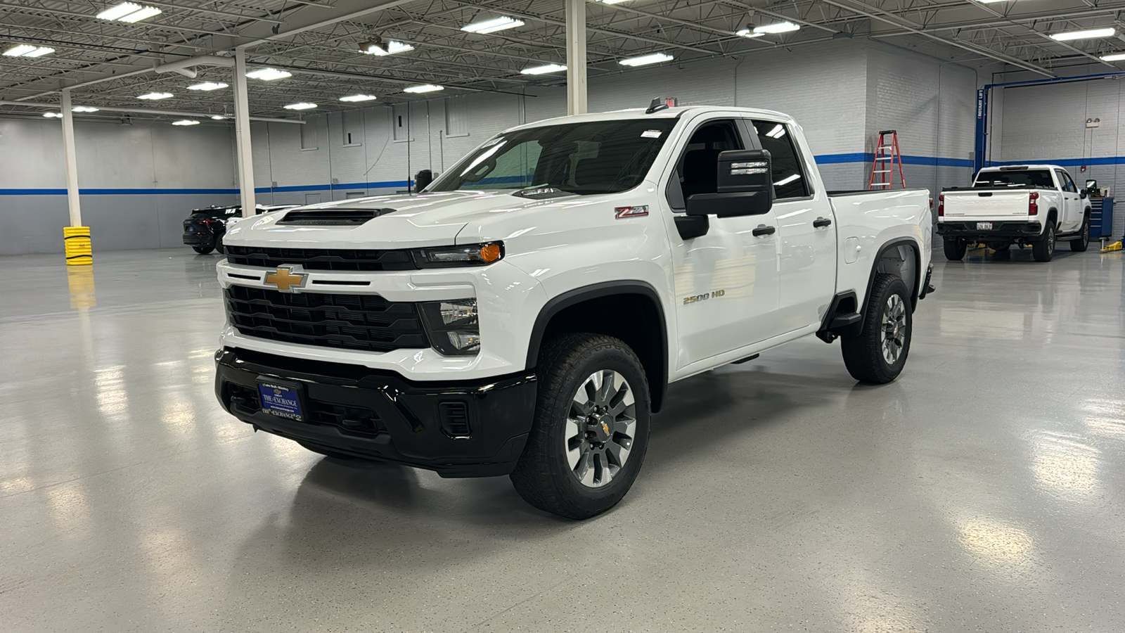 2025 Chevrolet Silverado 2500HD Custom 19