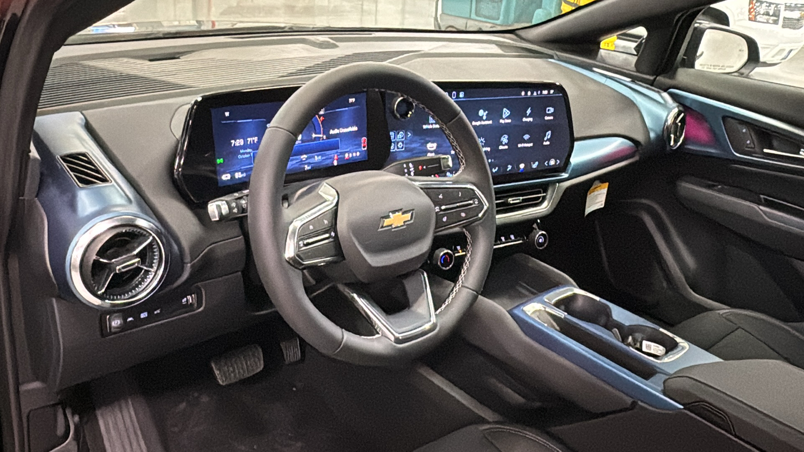 2025 Chevrolet Equinox EV LT 10