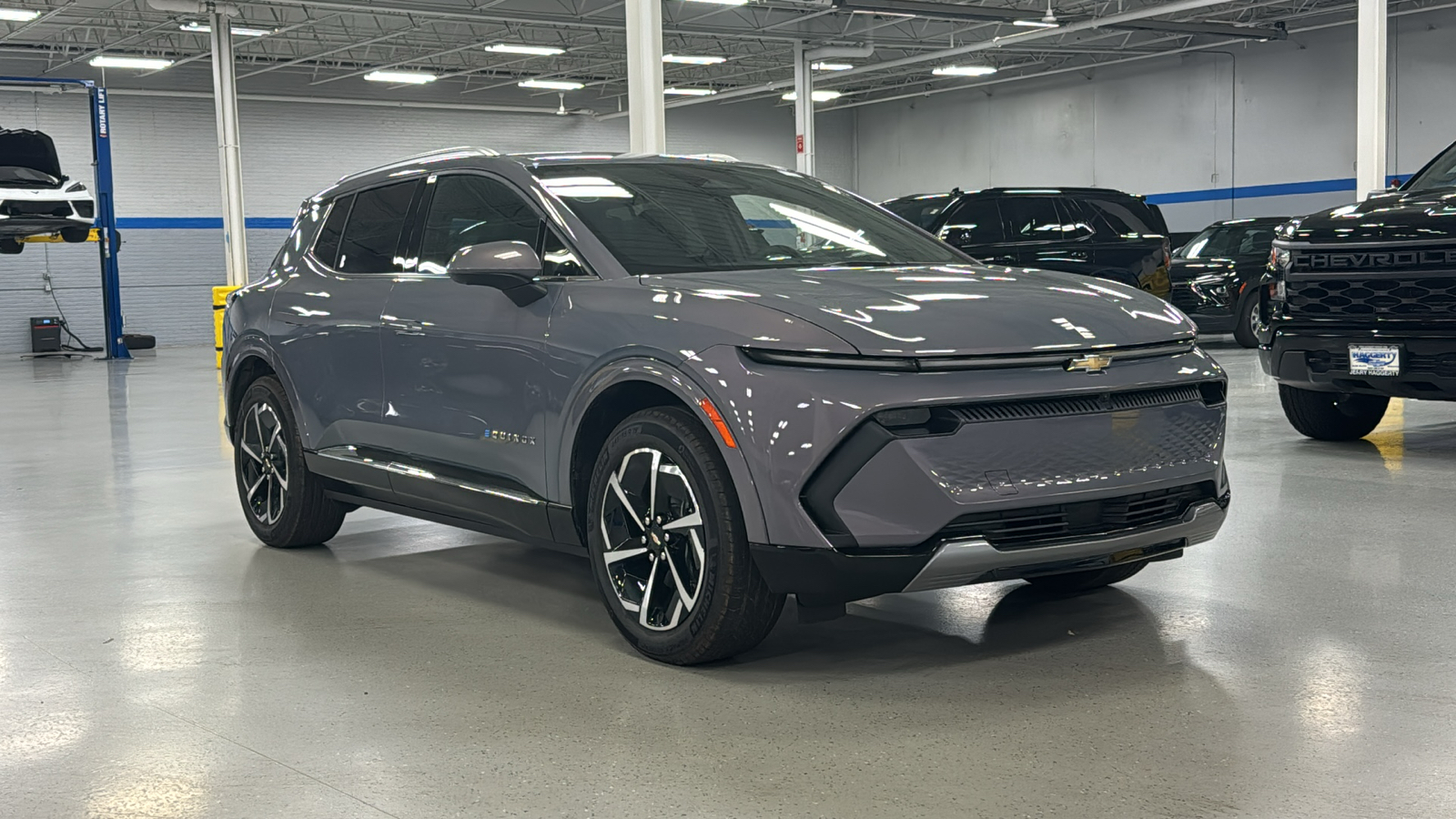 2025 Chevrolet Equinox EV LT 1