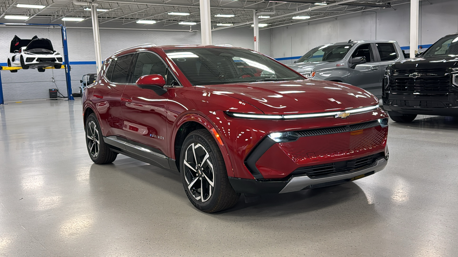 2025 Chevrolet Equinox EV LT 3