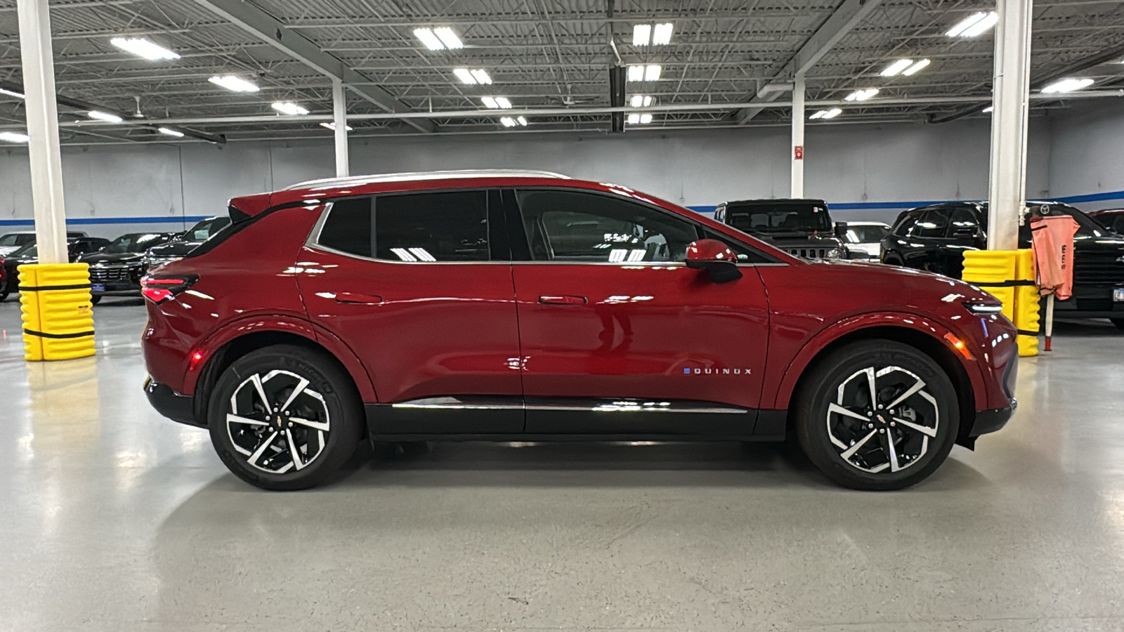 2025 Chevrolet Equinox EV LT 4