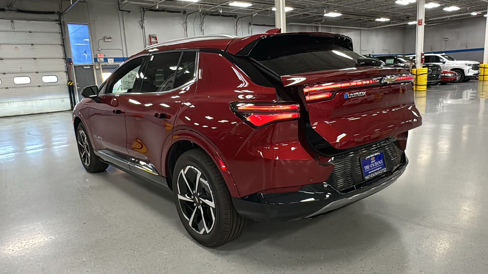 2025 Chevrolet Equinox EV LT 8