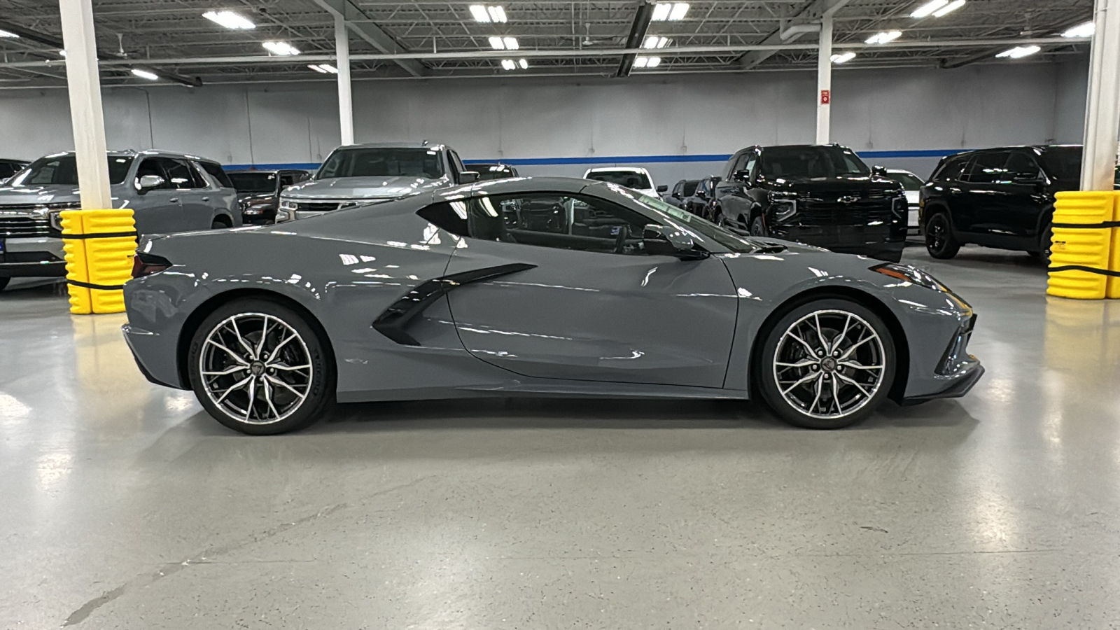 2025 Chevrolet Corvette Stingray 4