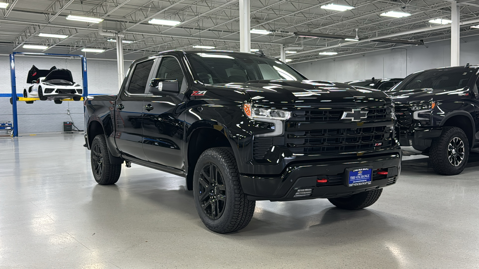 2025 Chevrolet Silverado 1500 LT Trail Boss 1