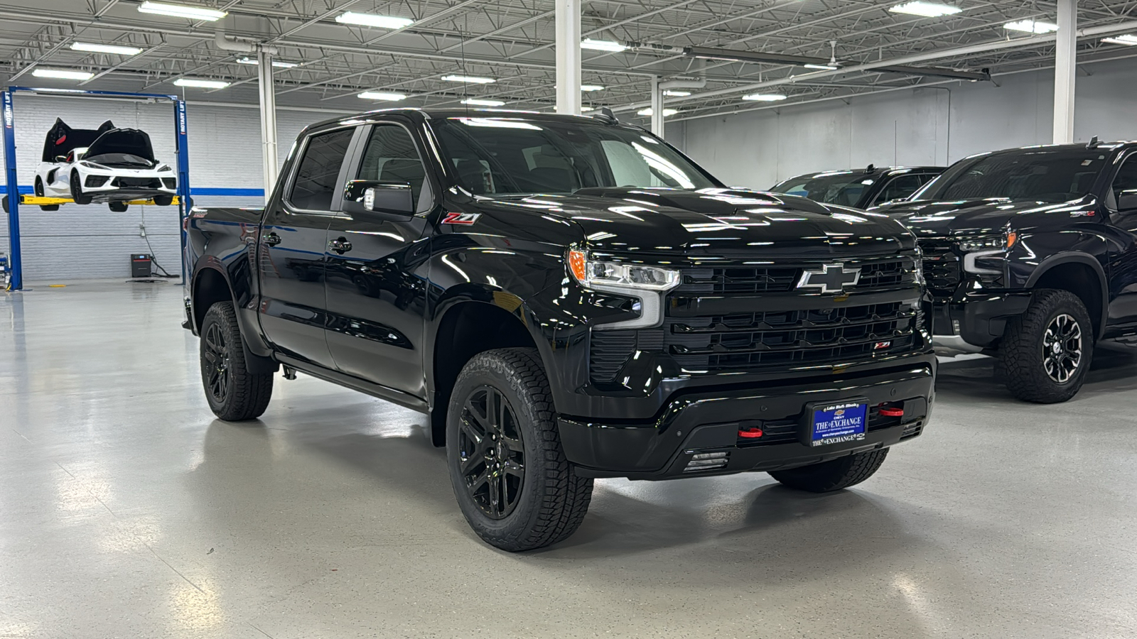 2025 Chevrolet Silverado 1500 LT Trail Boss 3