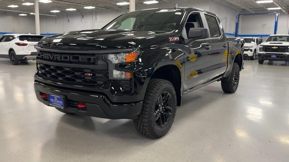 2025 Chevrolet Silverado 1500 Custom Trail Boss 19