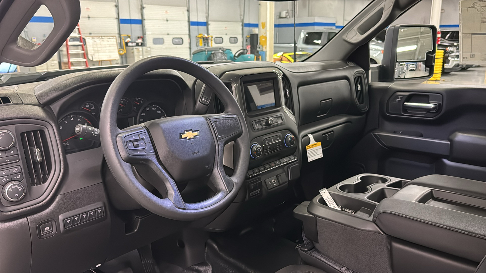 2025 Chevrolet Silverado 2500HD Work Truck 8