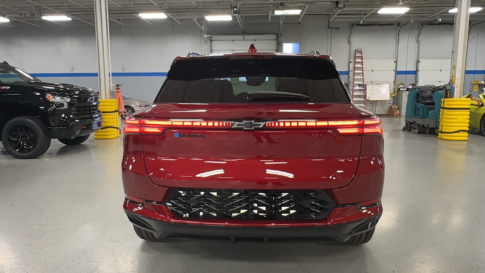 2025 Chevrolet Equinox EV RS 6