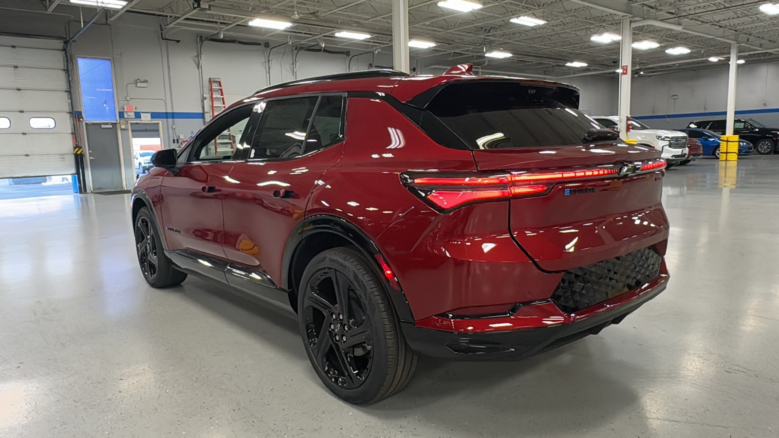 2025 Chevrolet Equinox EV RS 10