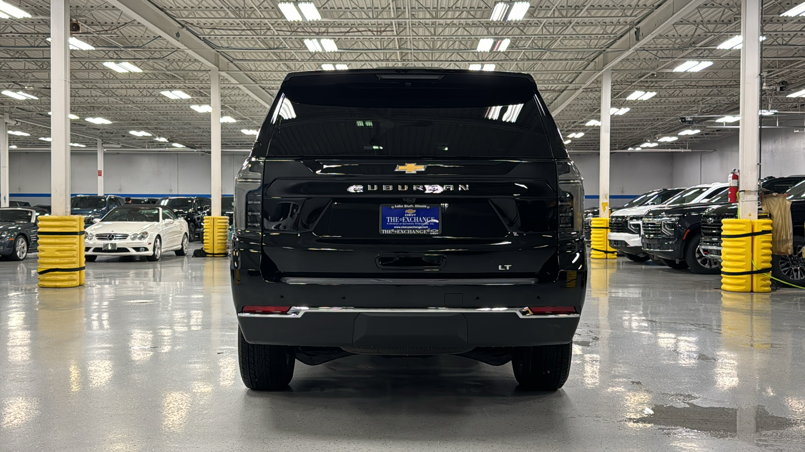 2025 Chevrolet Suburban LT 5