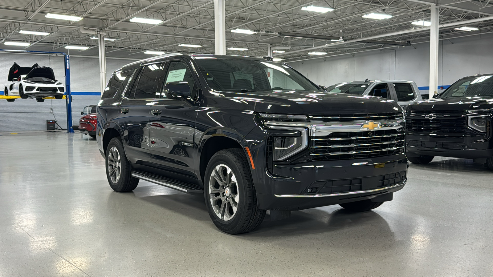 2025 Chevrolet Tahoe LT 2