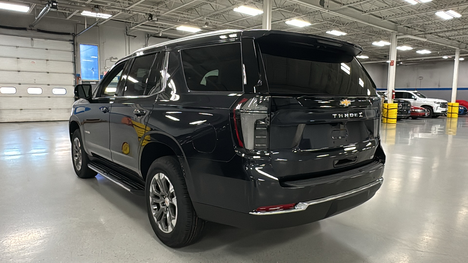 2025 Chevrolet Tahoe LT 8