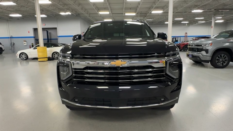 2025 Chevrolet Tahoe LT 19