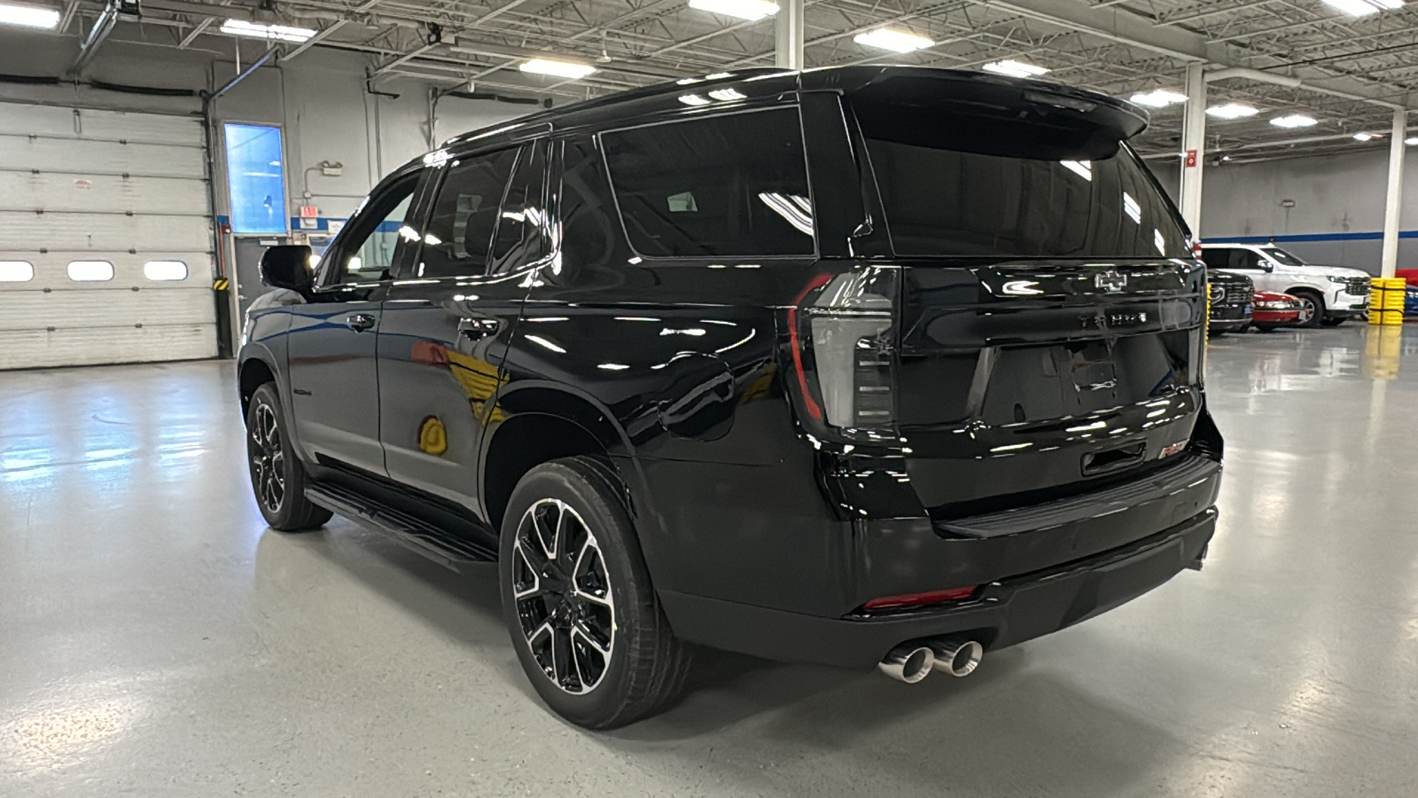 2025 Chevrolet Tahoe RST 8