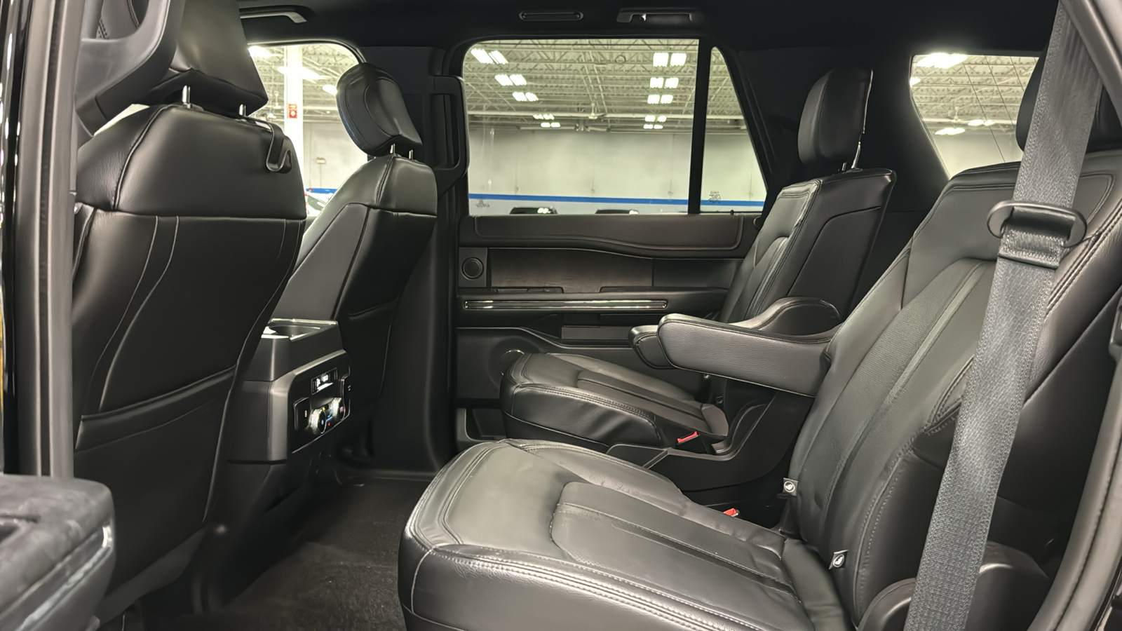 2019 Ford Expedition Limited 18